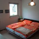 Düsseldorf - separates, privates Zimmer